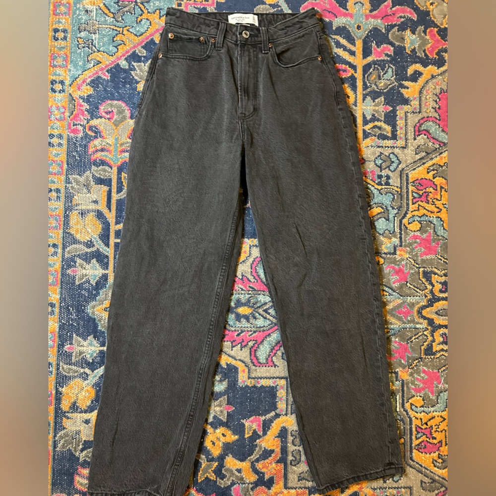 Abercrombie & Fitch The Taper Jean High Rise Curve Love Jean